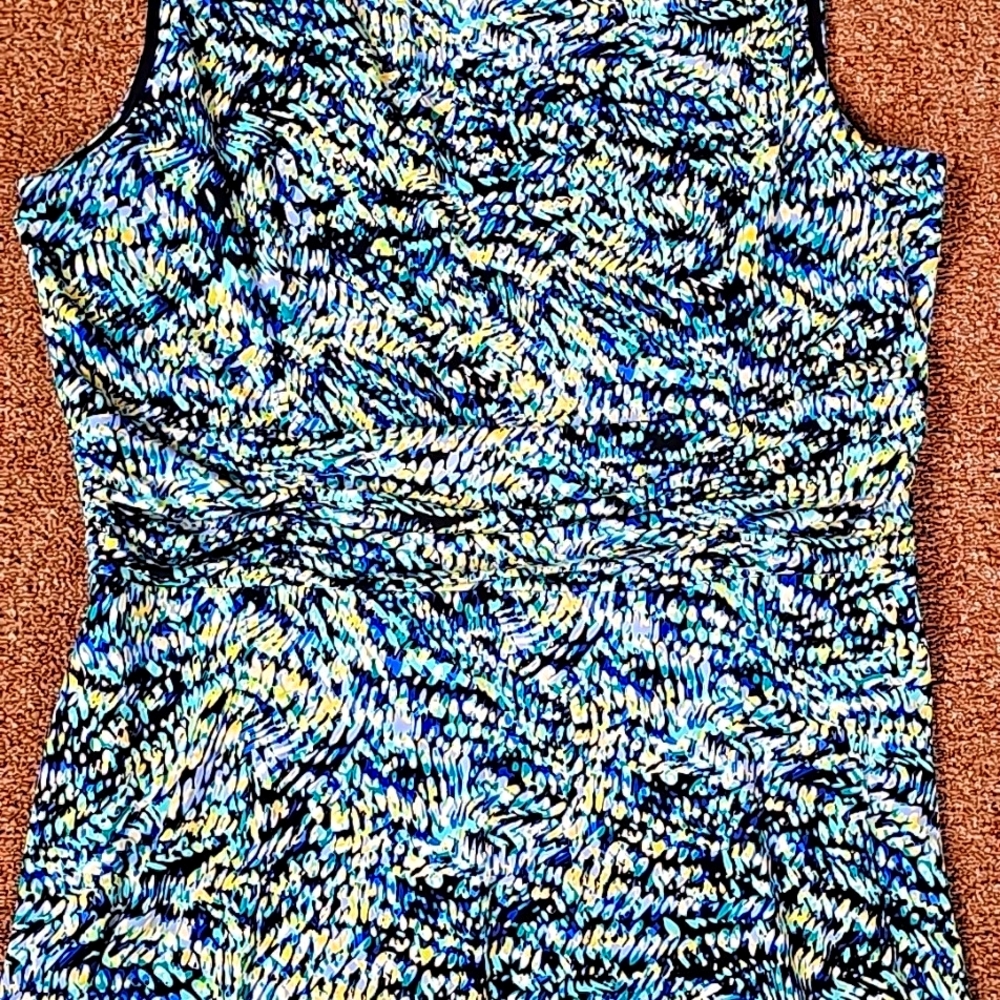 Dress - Picture 7 of 15
